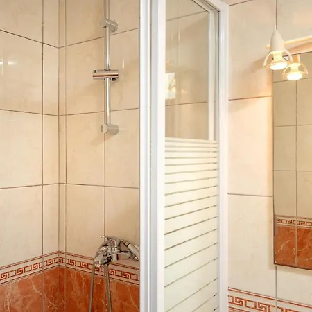 Daire Bogdanic Stari Grad (Hvar)