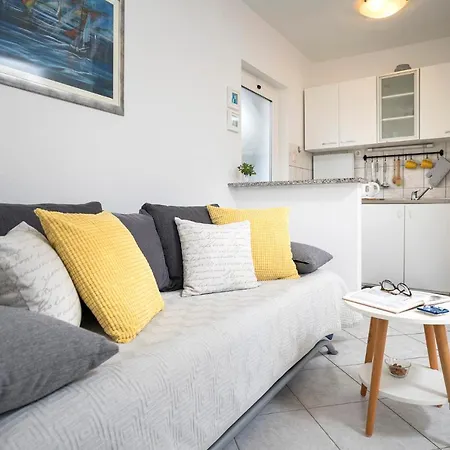 Daire Bogdanic Stari Grad (Hvar)